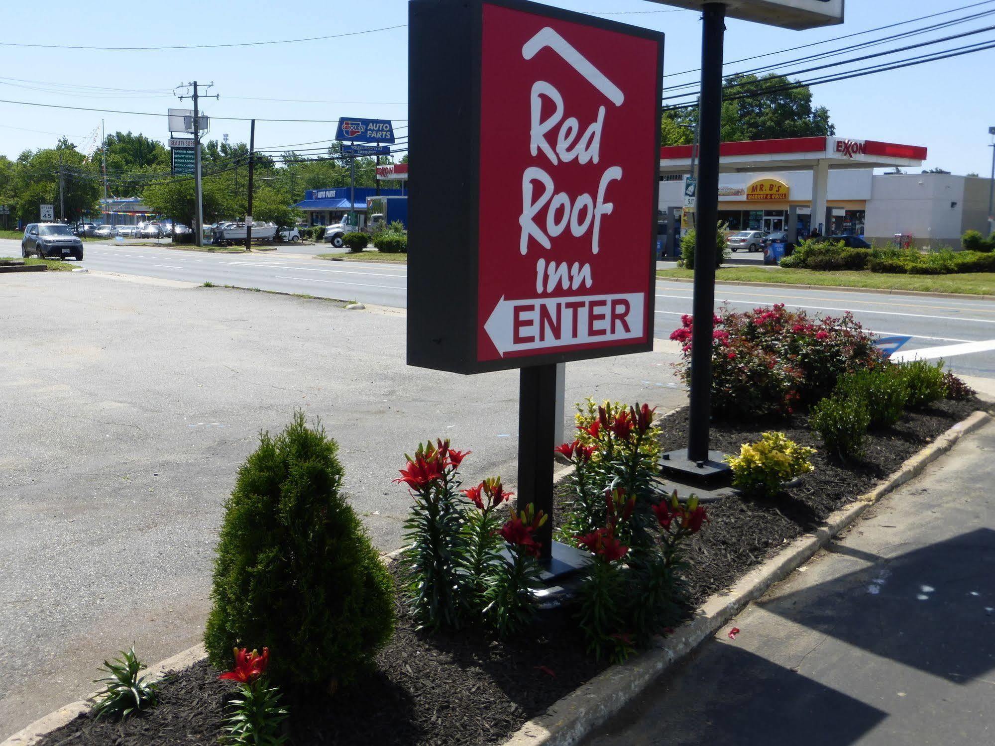 Red Roof Inn Fredericksburg North Extérieur photo